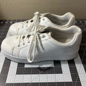 Rival White Stacked Platform Sneakers Women’s 9